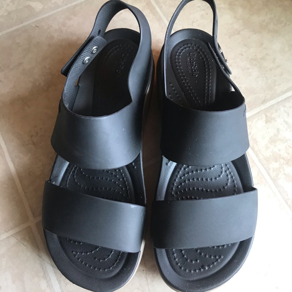 Used Crocs low Wedge